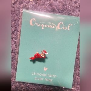 Origami owl elf on a shelf charm
